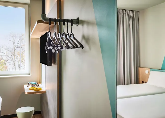 南希中心宜必思快捷酒店 酒店