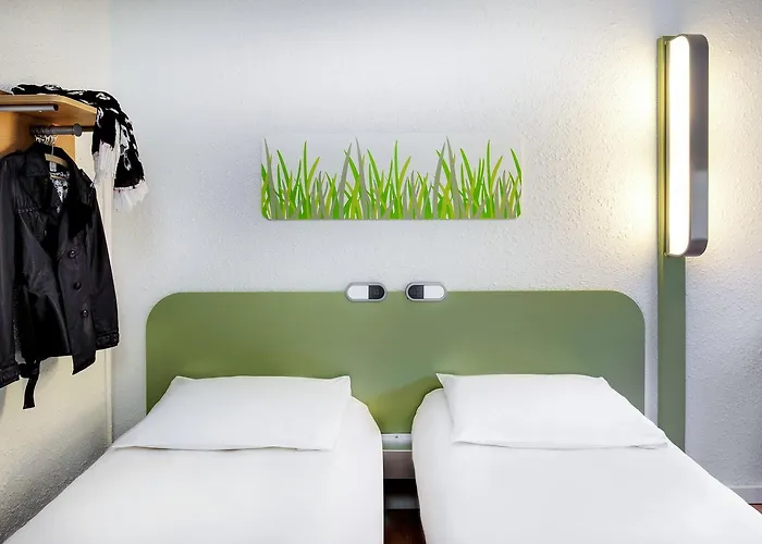 Отель Ibis Budget Centre