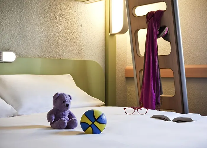 酒店 南希中心宜必思快捷酒店 南锡